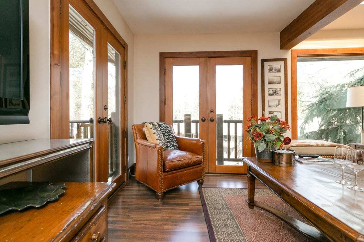 hotels near aspen