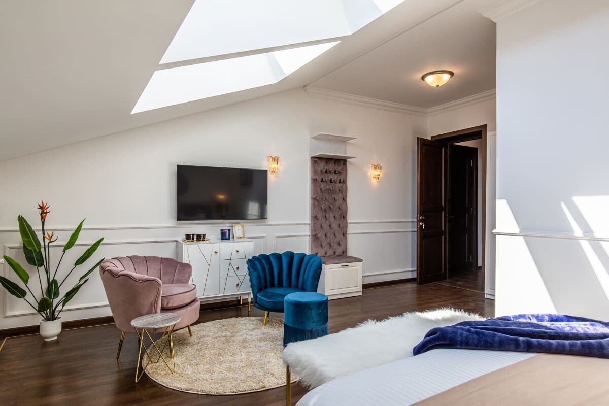 luxury lodging in bucharest