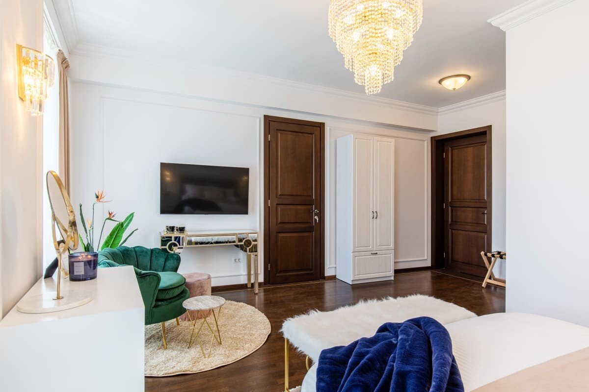 best area to stay bucharest
