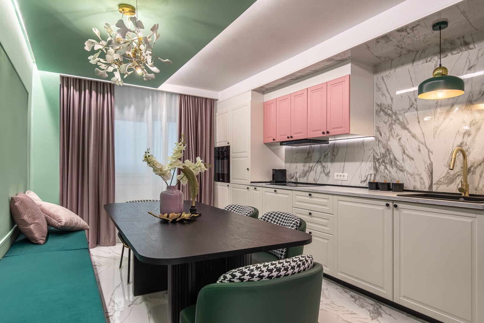 place to stay in bucharest