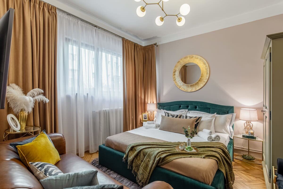 luxury lodging in bucharest