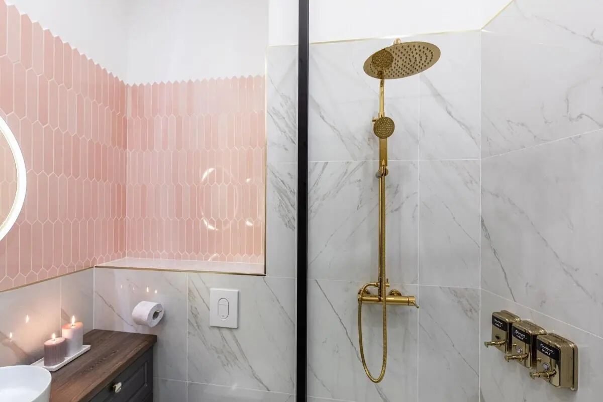 bucharest luxury lodging